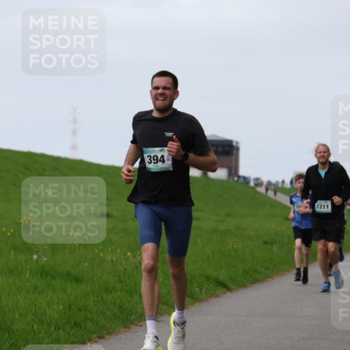 04.05.2025 - 8. Wedeler Halbmarathon Yannick Fuchs http://msf.ph/oto/7832967 04.05.2025 11:21:32 Laufen 394, 10, 1211, 667 meine-sportfotos.de