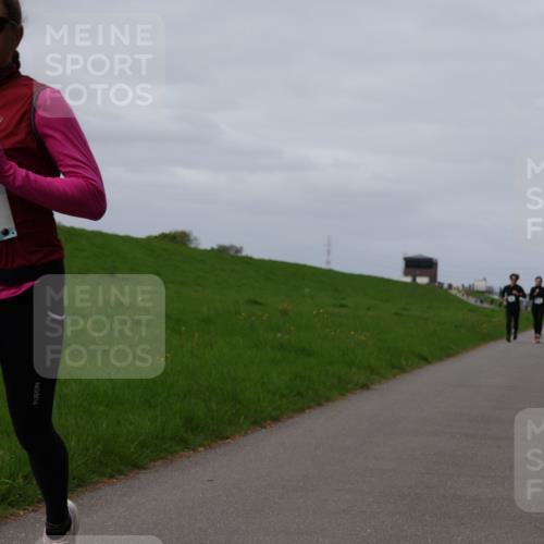 04.05.2025 - 8. Wedeler Halbmarathon Yannick Fuchs http://msf.ph/oto/7833060 04.05.2025 11:41:54 Laufen 317 meine-sportfotos.de