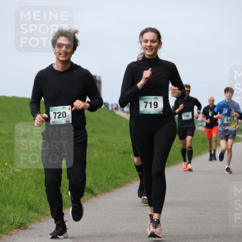 04.05.2025 - 8. Wedeler Halbmarathon Yannick Fuchs http://msf.ph/oto/7833088 04.05.2025 11:42:05 Laufen 720, 719, 786, 925 meine-sportfotos.de