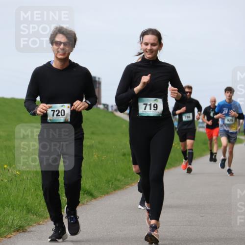 04.05.2025 - 8. Wedeler Halbmarathon Yannick Fuchs http://msf.ph/oto/7833092 04.05.2025 11:42:05 Laufen 720, 719, 786, 925 meine-sportfotos.de