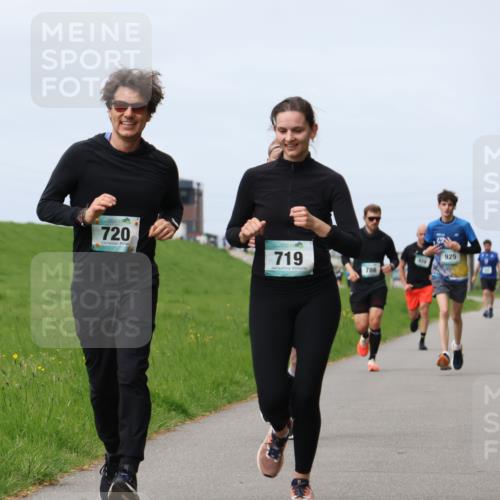 04.05.2025 - 8. Wedeler Halbmarathon Yannick Fuchs http://msf.ph/oto/7833097 04.05.2025 11:42:05 Laufen 720, 719, 786, 925 meine-sportfotos.de