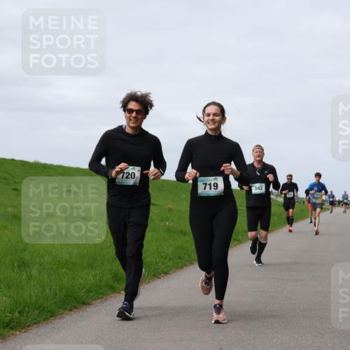 04.05.2025 - 8. Wedeler Halbmarathon Yannick Fuchs http://msf.ph/oto/7833170 04.05.2025 11:42:08 Laufen 720, 719, 343 meine-sportfotos.de