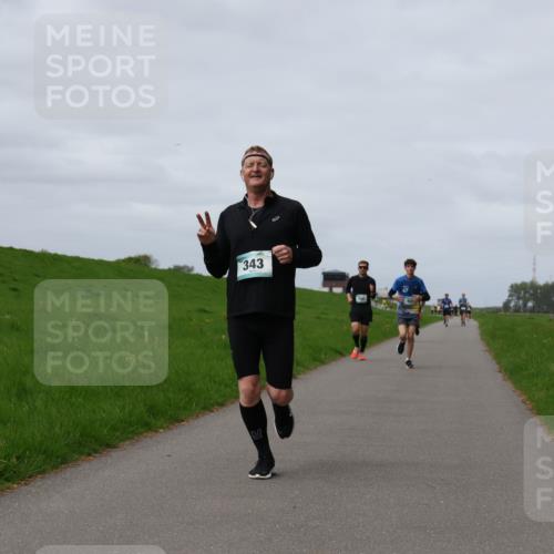 04.05.2025 - 8. Wedeler Halbmarathon Yannick Fuchs http://msf.ph/oto/7833235 04.05.2025 11:42:10 Laufen 343 meine-sportfotos.de