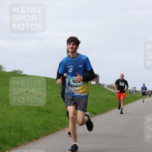 04.05.2025 - 8. Wedeler Halbmarathon Yannick Fuchs http://msf.ph/oto/7833318 04.05.2025 11:42:14 Laufen 47, 92, 429 meine-sportfotos.de