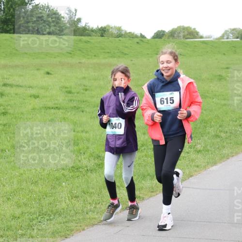 04.05.2025 - 8. Wedeler Halbmarathon Lena Gebhardt http://msf.ph/oto/7833322 04.05.2025 11:21:59 Laufen 1040, 615 meine-sportfotos.de