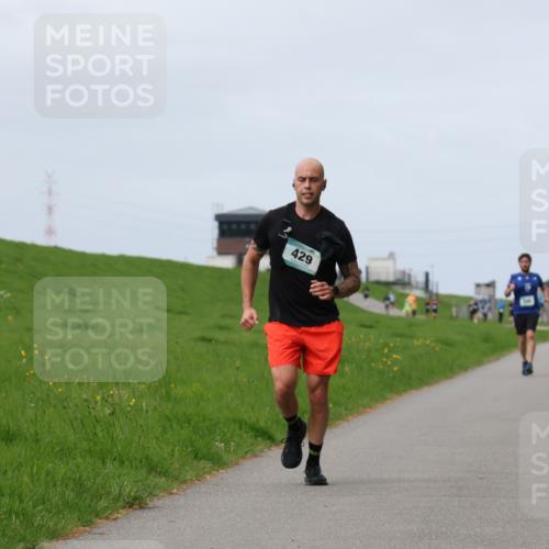 04.05.2025 - 8. Wedeler Halbmarathon Yannick Fuchs http://msf.ph/oto/7833404 04.05.2025 11:42:17 Laufen 429 meine-sportfotos.de