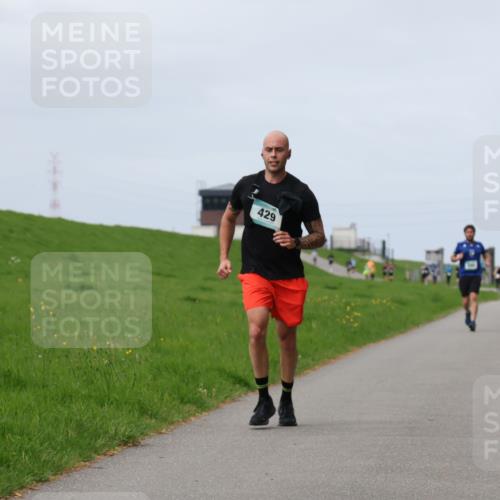 04.05.2025 - 8. Wedeler Halbmarathon Yannick Fuchs http://msf.ph/oto/7833407 04.05.2025 11:42:17 Laufen 429 meine-sportfotos.de