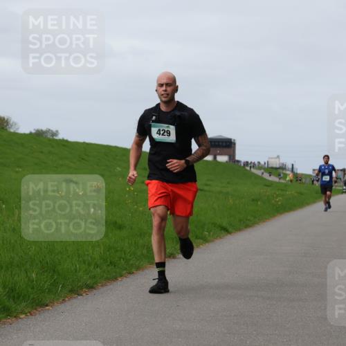 04.05.2025 - 8. Wedeler Halbmarathon Yannick Fuchs http://msf.ph/oto/7833463 04.05.2025 11:42:19 Laufen 429 meine-sportfotos.de