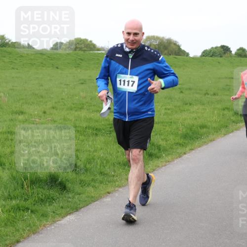 04.05.2025 - 8. Wedeler Halbmarathon Lena Gebhardt http://msf.ph/oto/7833499 04.05.2025 11:22:32 Laufen 1117, 1108 meine-sportfotos.de