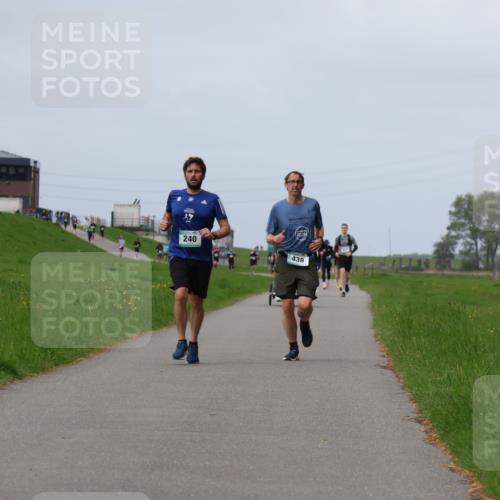 04.05.2025 - 8. Wedeler Halbmarathon Yannick Fuchs http://msf.ph/oto/7833502 04.05.2025 11:42:25 Laufen 240, 438 meine-sportfotos.de