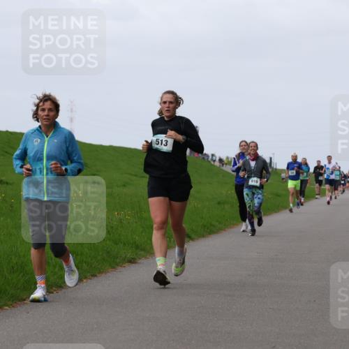 04.05.2025 - 8. Wedeler Halbmarathon Yannick Fuchs http://msf.ph/oto/7833555 04.05.2025 11:21:53 Laufen 513, 910 meine-sportfotos.de