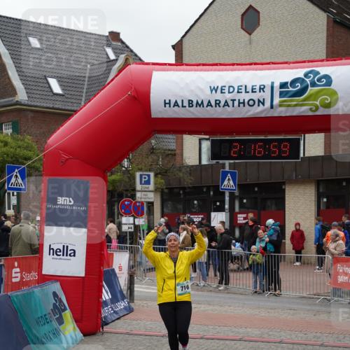 04.05.2025 - 8. Wedeler Halbmarathon Felixshl http://msf.ph/oto/7833626 04.05.2025 12:16:57 Ziel 716 meine-sportfotos.de