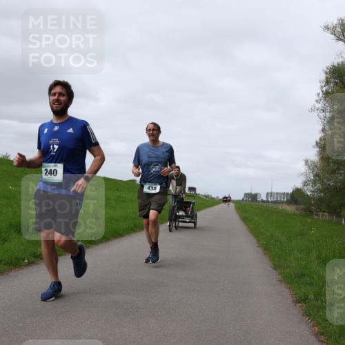04.05.2025 - 8. Wedeler Halbmarathon Yannick Fuchs http://msf.ph/oto/7833672 04.05.2025 11:42:35 Laufen 240, 438 meine-sportfotos.de