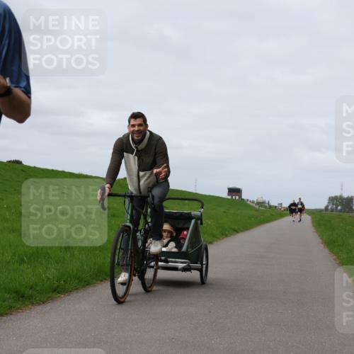 04.05.2025 - 8. Wedeler Halbmarathon Yannick Fuchs http://msf.ph/oto/7833678 04.05.2025 11:42:36 Laufen 20, 438, 79 meine-sportfotos.de