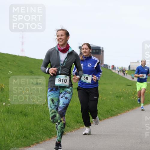 04.05.2025 - 8. Wedeler Halbmarathon Yannick Fuchs http://msf.ph/oto/7833680 04.05.2025 11:21:58 Laufen 910, 58, 56 meine-sportfotos.de