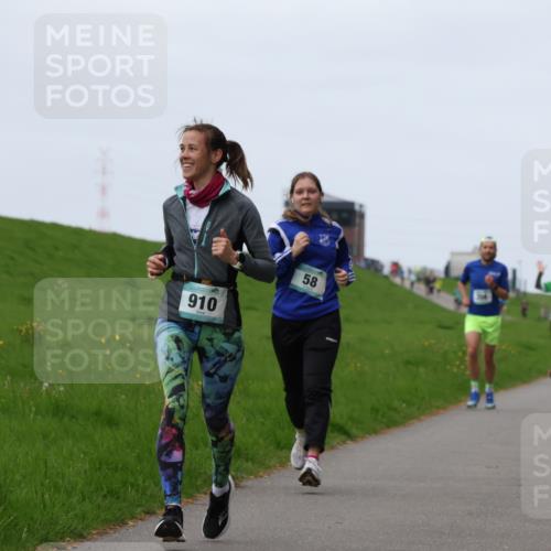 04.05.2025 - 8. Wedeler Halbmarathon Yannick Fuchs http://msf.ph/oto/7833691 04.05.2025 11:21:58 Laufen 910, 58 meine-sportfotos.de