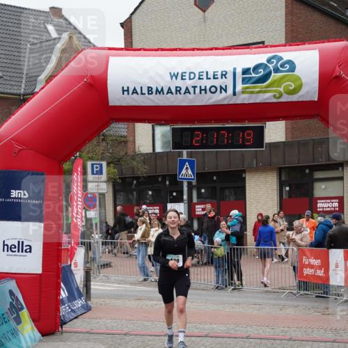 04.05.2025 - 8. Wedeler Halbmarathon Felixshl http://msf.ph/oto/7833769 04.05.2025 12:17:17 Ziel 439 meine-sportfotos.de