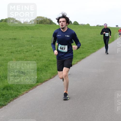 04.05.2025 - 8. Wedeler Halbmarathon Lena Gebhardt http://msf.ph/oto/7833784 04.05.2025 11:23:06 Laufen 1027, 687 meine-sportfotos.de
