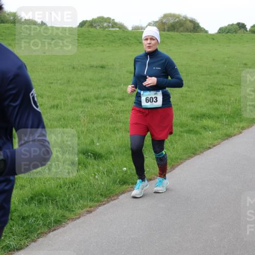 04.05.2025 - 8. Wedeler Halbmarathon Lena Gebhardt http://msf.ph/oto/7833790 04.05.2025 11:23:06 Laufen 7, 603, 1027 meine-sportfotos.de