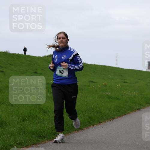 04.05.2025 - 8. Wedeler Halbmarathon Yannick Fuchs http://msf.ph/oto/7833798 04.05.2025 11:22:02 Laufen 58, 356 meine-sportfotos.de
