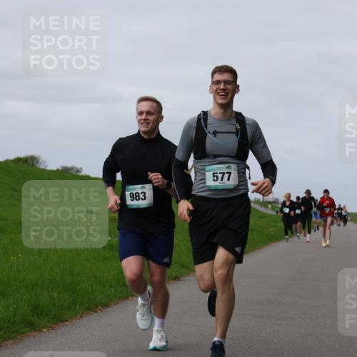 04.05.2025 - 8. Wedeler Halbmarathon Yannick Fuchs http://msf.ph/oto/7833800 04.05.2025 11:42:52 Laufen 983, 577 meine-sportfotos.de
