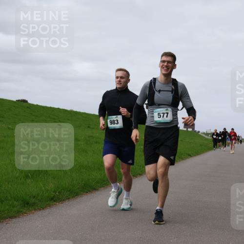 04.05.2025 - 8. Wedeler Halbmarathon Yannick Fuchs http://msf.ph/oto/7833833 04.05.2025 11:42:53 Laufen 983, 577 meine-sportfotos.de