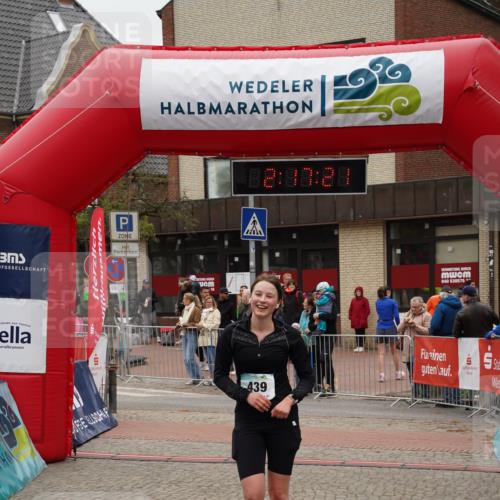04.05.2025 - 8. Wedeler Halbmarathon Felixshl http://msf.ph/oto/7833878 04.05.2025 12:17:19 Ziel 439 meine-sportfotos.de