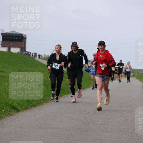 04.05.2025 - 8. Wedeler Halbmarathon Yannick Fuchs http://msf.ph/oto/7833879 04.05.2025 11:42:55 Laufen 381, 3 meine-sportfotos.de