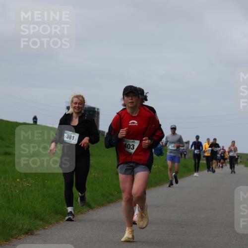 04.05.2025 - 8. Wedeler Halbmarathon Yannick Fuchs http://msf.ph/oto/7833914 04.05.2025 11:43:00 Laufen 381, 403 meine-sportfotos.de
