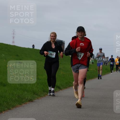 04.05.2025 - 8. Wedeler Halbmarathon Yannick Fuchs http://msf.ph/oto/7833923 04.05.2025 11:43:00 Laufen 381, 03 meine-sportfotos.de