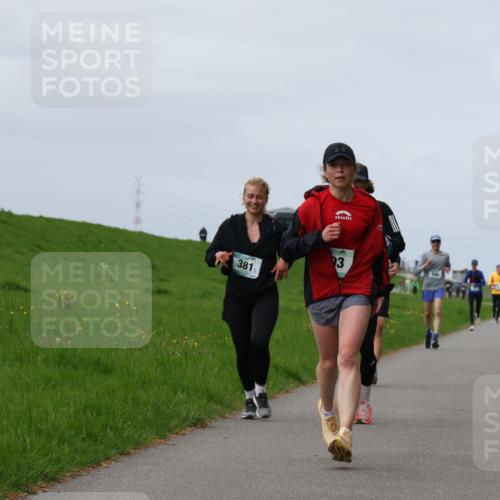 04.05.2025 - 8. Wedeler Halbmarathon Yannick Fuchs http://msf.ph/oto/7833937 04.05.2025 11:43:01 Laufen 381, 3 meine-sportfotos.de