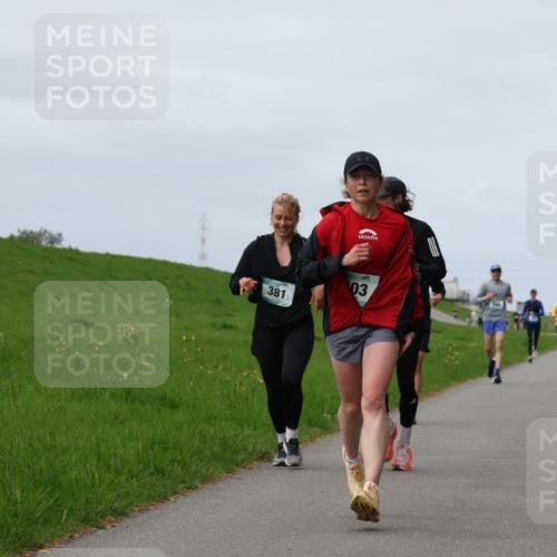 04.05.2025 - 8. Wedeler Halbmarathon Yannick Fuchs http://msf.ph/oto/7833955 04.05.2025 11:43:02 Laufen 381, 03 meine-sportfotos.de
