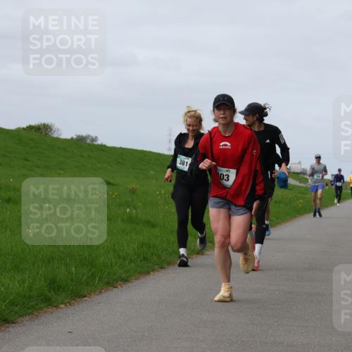 04.05.2025 - 8. Wedeler Halbmarathon Yannick Fuchs http://msf.ph/oto/7833965 04.05.2025 11:43:02 Laufen 381, 03 meine-sportfotos.de