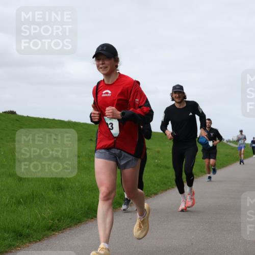04.05.2025 - 8. Wedeler Halbmarathon Yannick Fuchs http://msf.ph/oto/7834011 04.05.2025 11:43:04 Laufen 3 meine-sportfotos.de