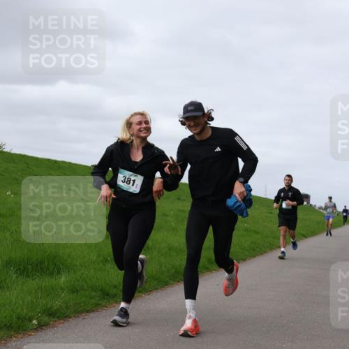 04.05.2025 - 8. Wedeler Halbmarathon Yannick Fuchs http://msf.ph/oto/7834047 04.05.2025 11:43:06 Laufen 381 meine-sportfotos.de