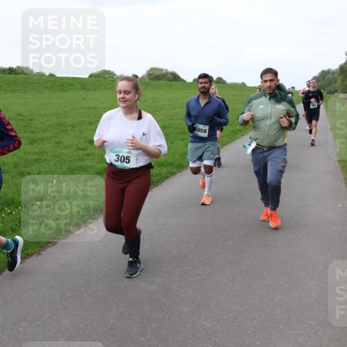 04.05.2025 - 8. Wedeler Halbmarathon Lena Gebhardt http://msf.ph/oto/7834065 04.05.2025 11:23:32 Laufen 305, 1059 meine-sportfotos.de