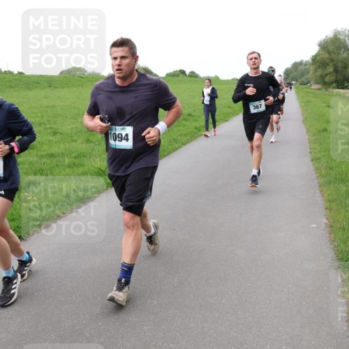 04.05.2025 - 8. Wedeler Halbmarathon Lena Gebhardt http://msf.ph/oto/7834100 04.05.2025 11:23:34 Laufen 696, 1094, 367 meine-sportfotos.de