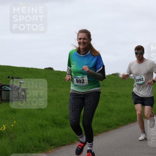 04.05.2025 - 8. Wedeler Halbmarathon Yannick Fuchs http://msf.ph/oto/7834107 04.05.2025 11:22:17 Laufen 892, 1092, 102 meine-sportfotos.de
