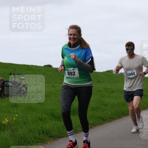 04.05.2025 - 8. Wedeler Halbmarathon Yannick Fuchs http://msf.ph/oto/7834108 04.05.2025 11:22:17 Laufen 892, 1092, 102 meine-sportfotos.de