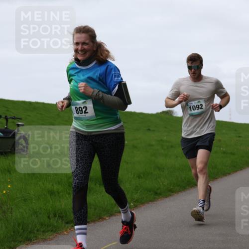 04.05.2025 - 8. Wedeler Halbmarathon Yannick Fuchs http://msf.ph/oto/7834116 04.05.2025 11:22:17 Laufen 892, 1092 meine-sportfotos.de