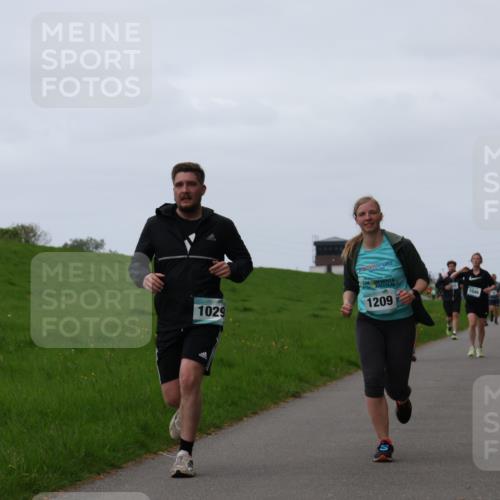 04.05.2025 - 8. Wedeler Halbmarathon Yannick Fuchs http://msf.ph/oto/7834159 04.05.2025 11:22:21 Laufen 1029, 1209, 1046 meine-sportfotos.de