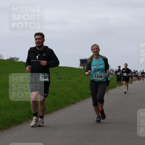 04.05.2025 - 8. Wedeler Halbmarathon Yannick Fuchs http://msf.ph/oto/7834166 04.05.2025 11:22:21 Laufen 1029, 1209, 1046 meine-sportfotos.de