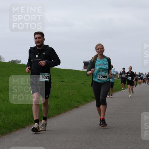 04.05.2025 - 8. Wedeler Halbmarathon Yannick Fuchs http://msf.ph/oto/7834169 04.05.2025 11:22:21 Laufen 1029, 24, 1209, 1046 meine-sportfotos.de