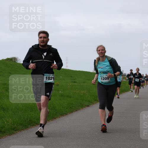 04.05.2025 - 8. Wedeler Halbmarathon Yannick Fuchs http://msf.ph/oto/7834191 04.05.2025 11:22:22 Laufen 1029, 2023, 1209, 1046 meine-sportfotos.de