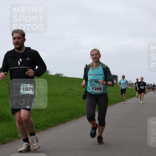 04.05.2025 - 8. Wedeler Halbmarathon Yannick Fuchs http://msf.ph/oto/7834227 04.05.2025 11:22:23 Laufen 1029, 24, 2029, 1209, 1046 meine-sportfotos.de