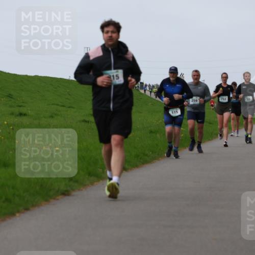 04.05.2025 - 8. Wedeler Halbmarathon Yannick Fuchs http://msf.ph/oto/7834409 04.05.2025 11:22:33 Laufen 815, 115, 259, 793 meine-sportfotos.de