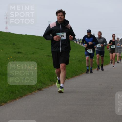 04.05.2025 - 8. Wedeler Halbmarathon Yannick Fuchs http://msf.ph/oto/7834413 04.05.2025 11:22:33 Laufen 815, 115, 259, 793 meine-sportfotos.de