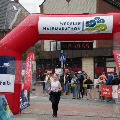 04.05.2025 - 8. Wedeler Halbmarathon Felixshl http://msf.ph/oto/7834432 04.05.2025 12:18:52 Ziel 377 meine-sportfotos.de
