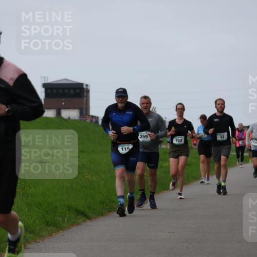 04.05.2025 - 8. Wedeler Halbmarathon Yannick Fuchs http://msf.ph/oto/7834441 04.05.2025 11:22:35 Laufen 815, 115, 259, 33, 1129, 793 meine-sportfotos.de