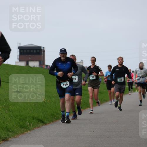 04.05.2025 - 8. Wedeler Halbmarathon Yannick Fuchs http://msf.ph/oto/7834453 04.05.2025 11:22:35 Laufen 15, 115, 59, 793, 33 meine-sportfotos.de